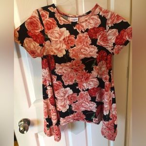 Black and rose floral tee